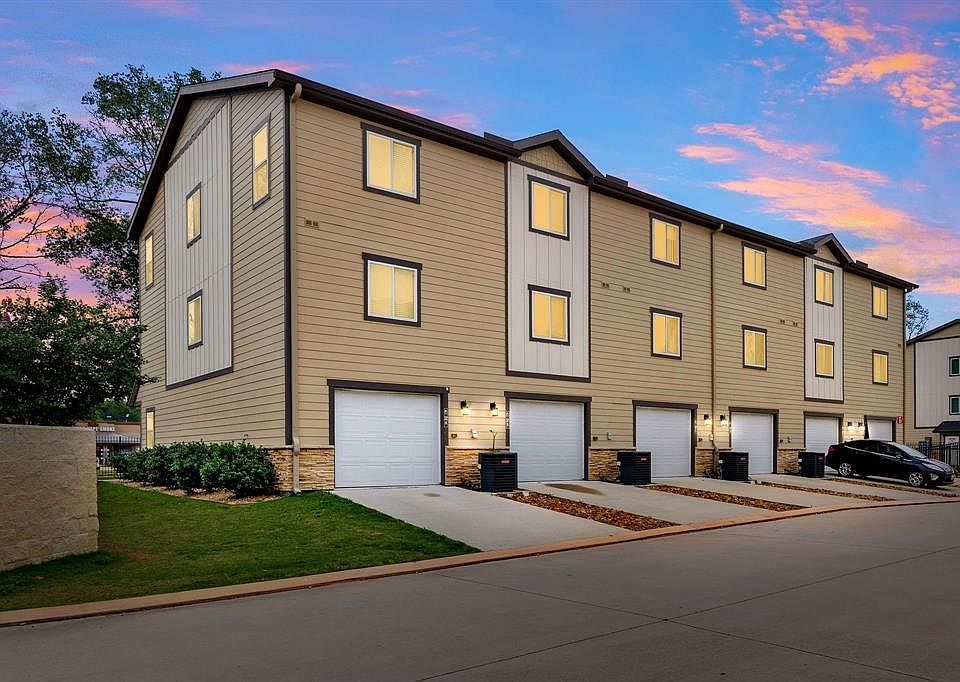 1st image of 12603 Telge Rd #32A