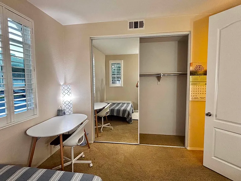 2695 W Madison Cir — Photo 4