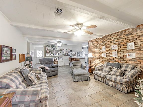3rd image of 1107 Franklin Ave