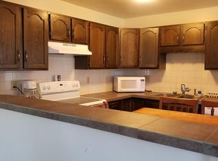 709 W Fremont Ave APT B, Riverton, WY 82501
