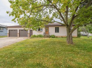331 W Franklin Ave, Salem, SD 57058