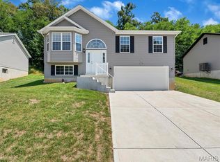 1718 Cherry Blossom Ct, Pevely, MO 63070
