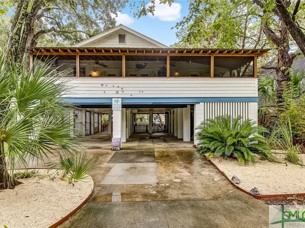 16 6th Avenue, Tybee Island, GA 31328