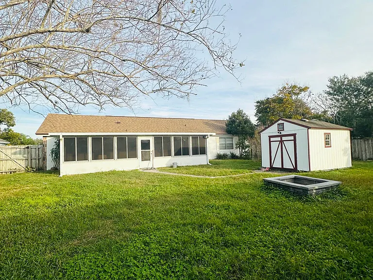 648 Pyramid Ave — Photo 6