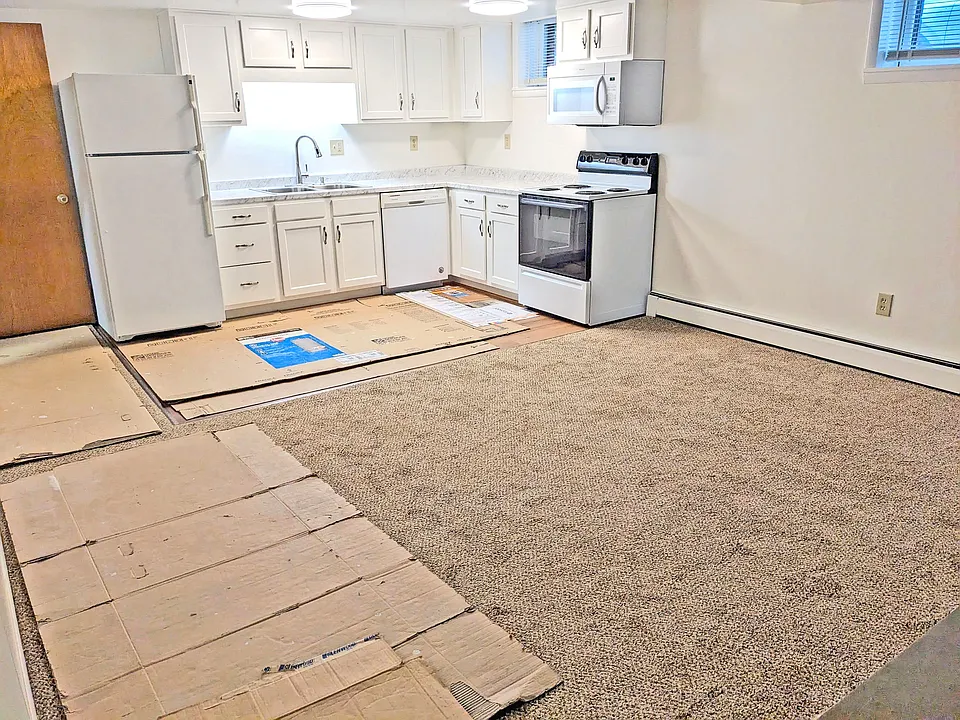 606 S Washington St #5