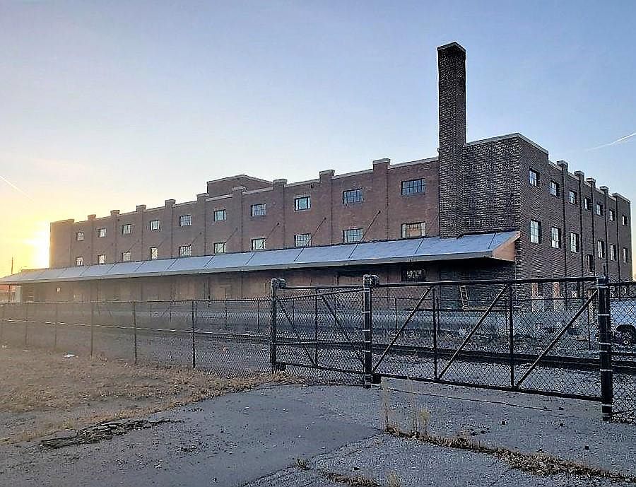 1st image of 1010 Center Ave #108