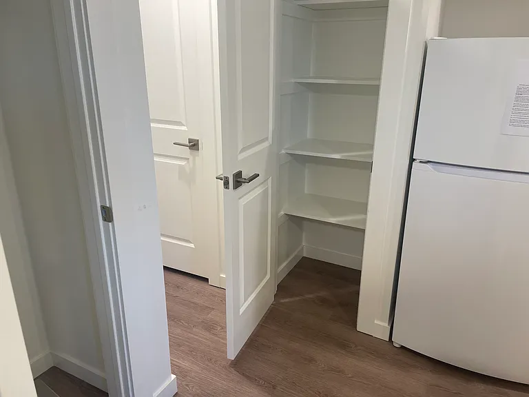 609 N Water St #103 — Photo 10