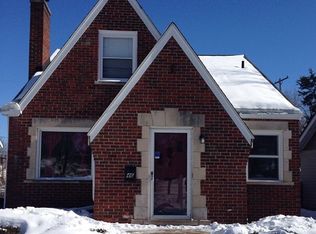 46 Ogemaw Rd, Pontiac, MI 48341