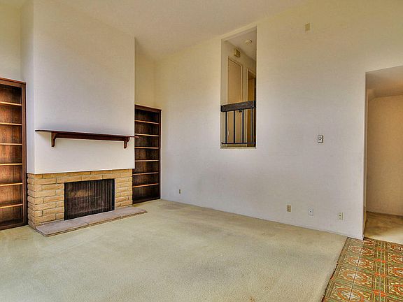 2nd image of 645 Costa Del Mar Dr Unit C