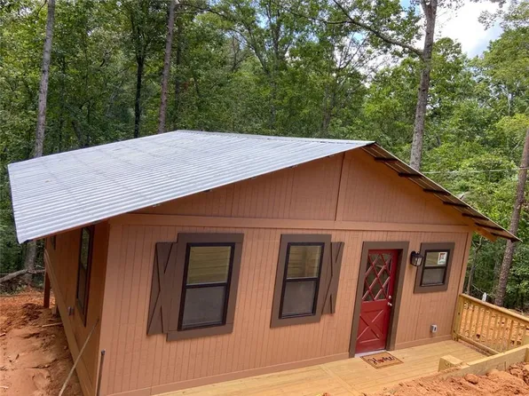 37 Hawk Ct, Toccoa, GA 30577