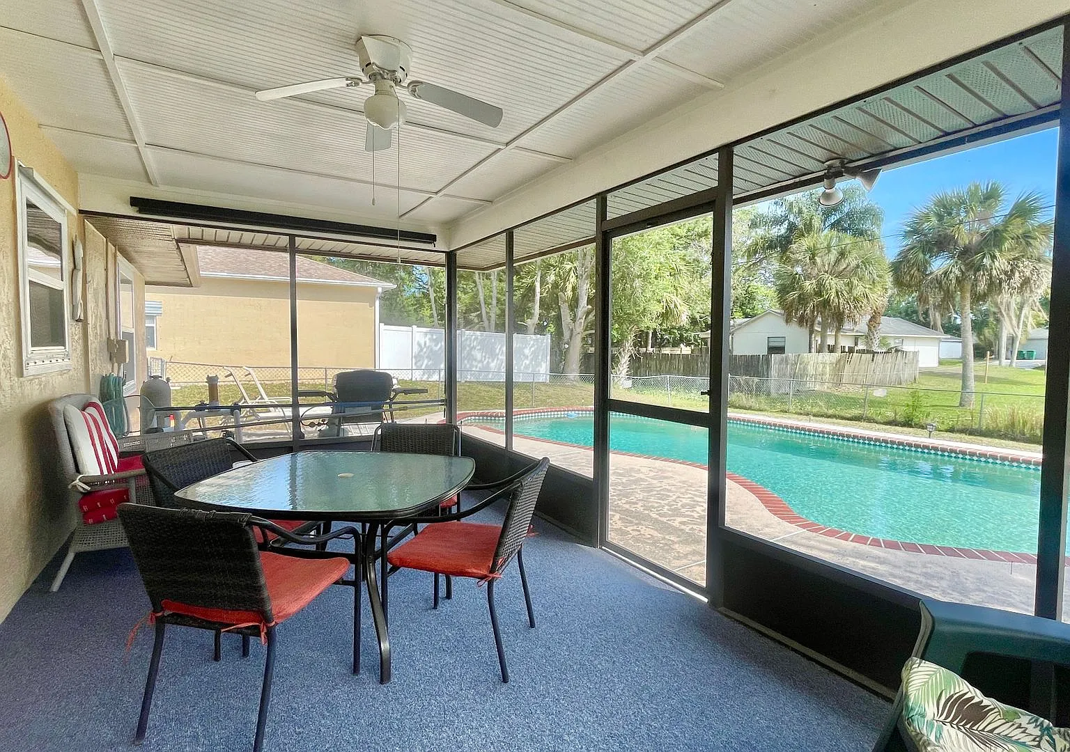 Available monthly Rental 2025 in heart of Sebastian — Photo 4