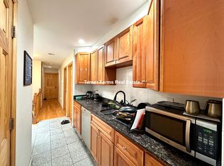 10 Moreland St #2, Boston, MA 02119