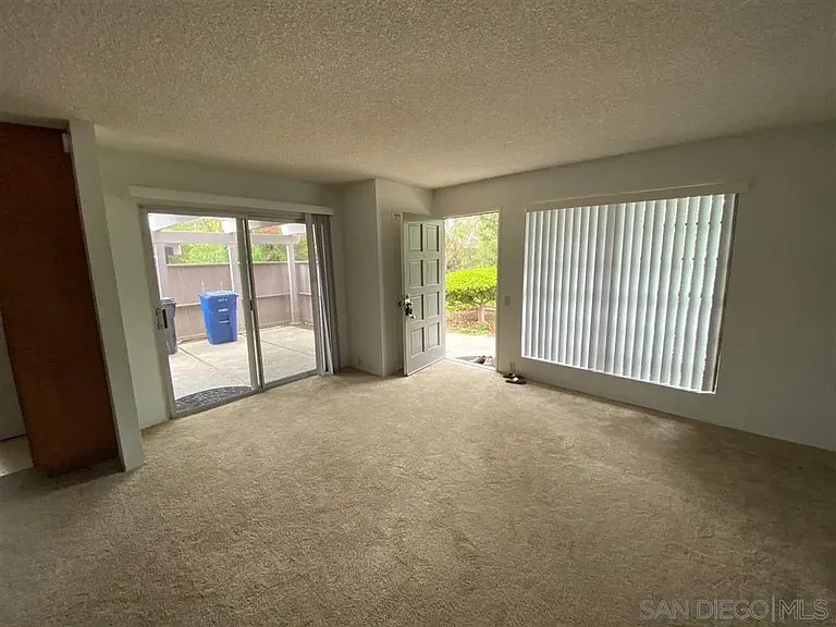 4354 Vision Dr — Photo 3