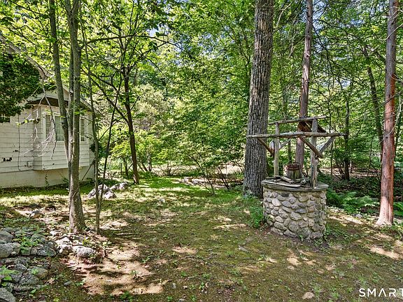 5th image of 158 Spring Water Lane