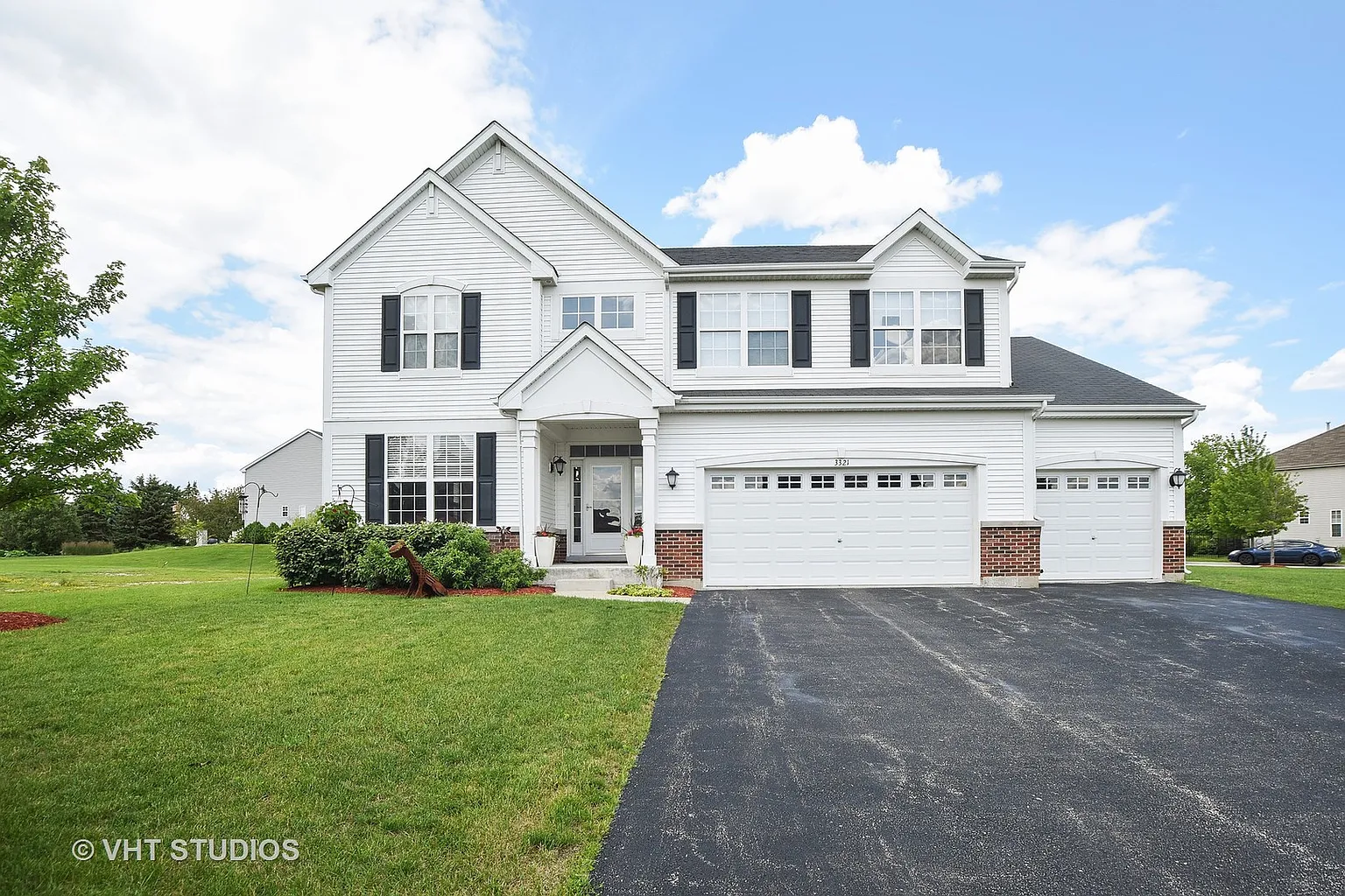 3321 Monterey Ln photo 1