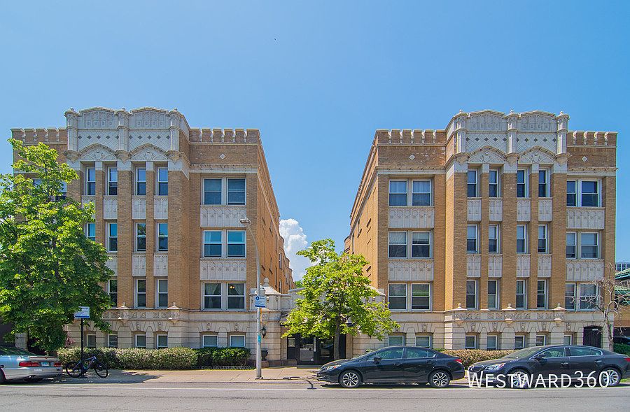 1st image of 4240 N Clarendon Ave APT 402S