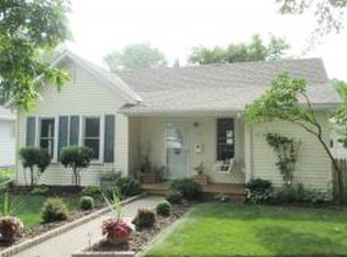 218 N Huron St, De Pere, WI 54115