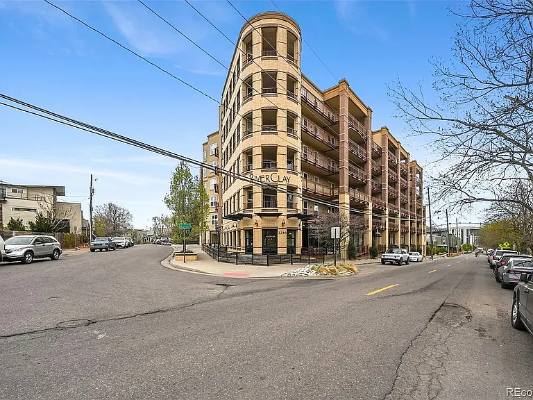 2240 N Clay St — Photo 2