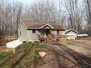 5284 Wolf Ln, Farwell, MI 48622