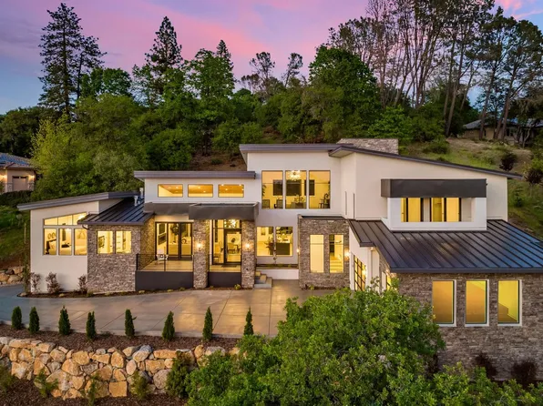 2611 Pinnacle View Dr, Meadow Vista, CA 95722