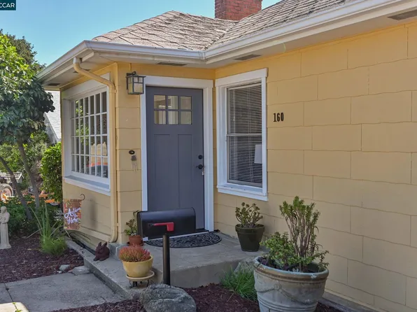 160 Alexander St, Crockett, CA 94525
