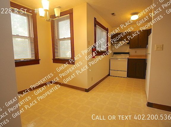 3rd image of 3228 R St APT 3