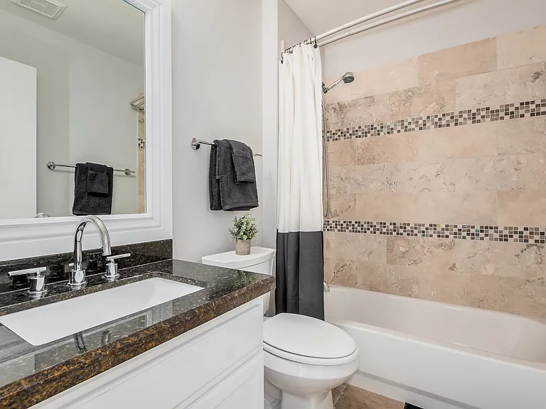 4632 E Mossman Rd — Photo 24