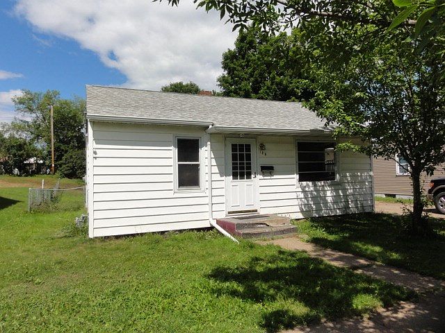 2nd image of 128 Myron St