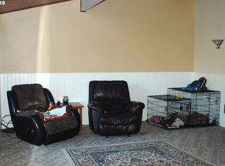 736 Scott St, Reedsport, OR 97467