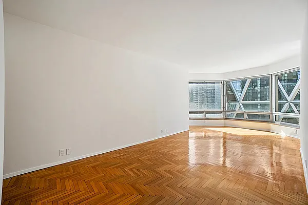 301 West 57th Street #10G