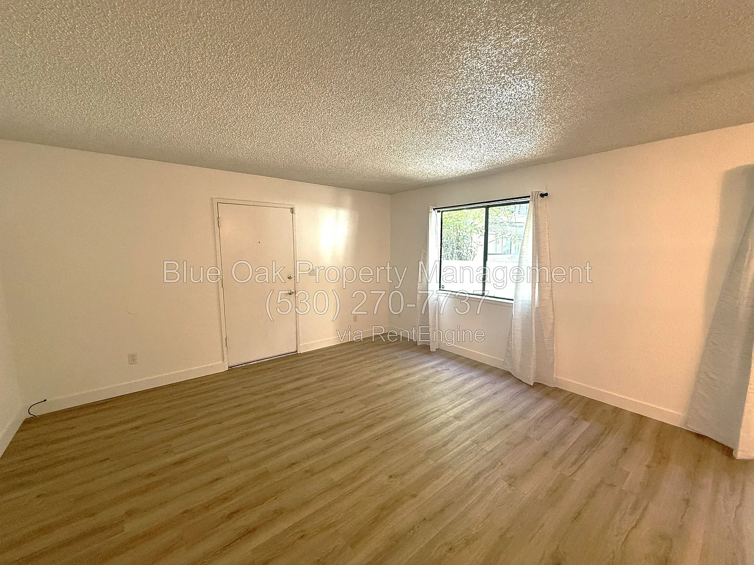 3 bed, 2.0 bath, 960 sqft, $1,550 — Photo 3