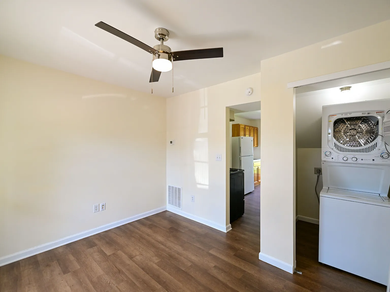 7 1/2 West 2nd Street - 2 — Photo 4