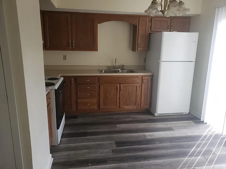 251 Shelby Ave — Photo 10