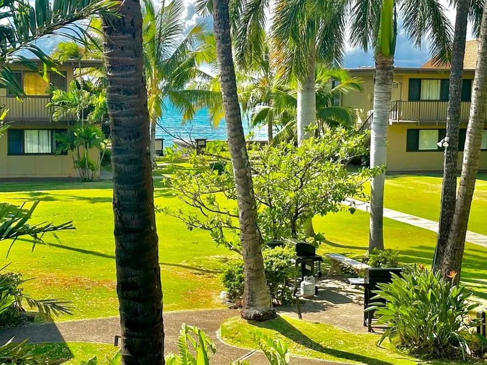 Lower Honoapiilani Rd