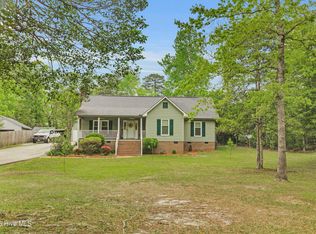 2446 Garys Ln, New Bern, NC 28562
