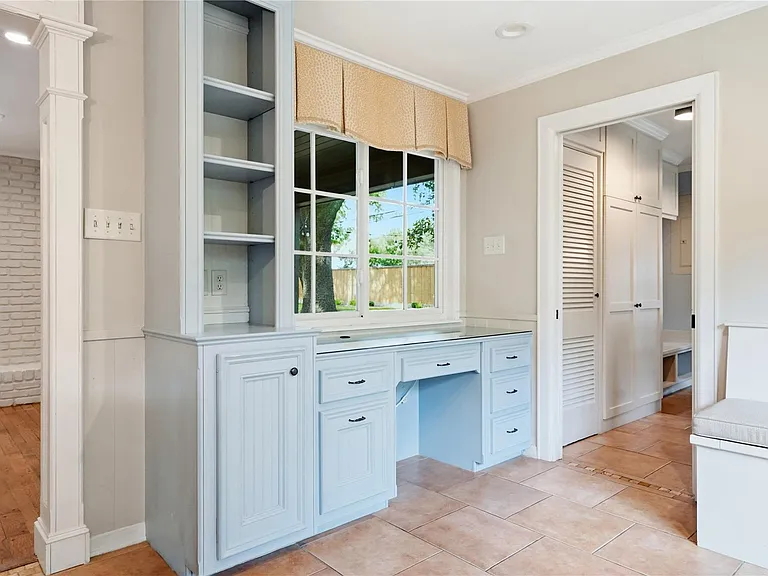 12435 Kimberley Ln — Photo 7