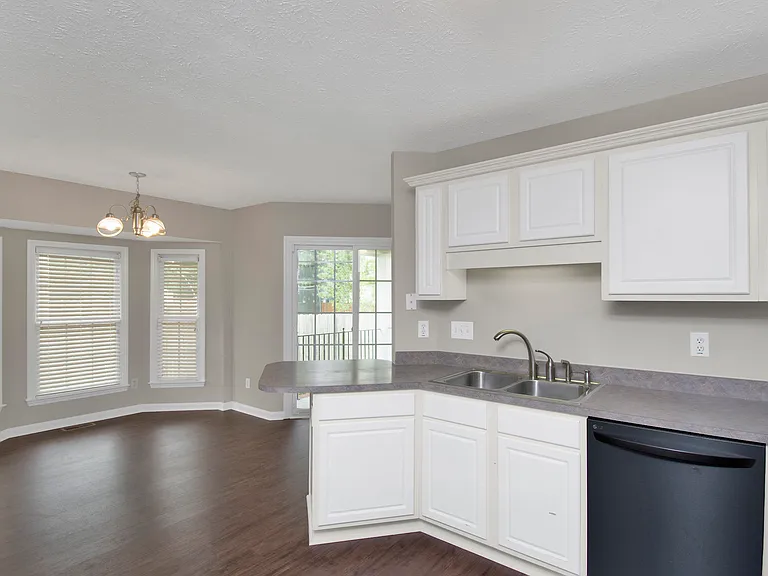 7308 Weathergreen Dr — Photo 14