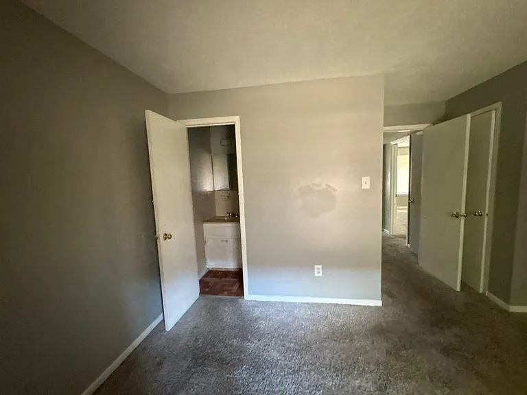 2795 Beverly Hills Rd #2 — Photo 7