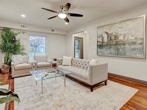4th image of 3217 Parkwood Dr