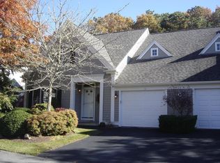 12 Bishops Park #12, Mashpee, MA 02649
