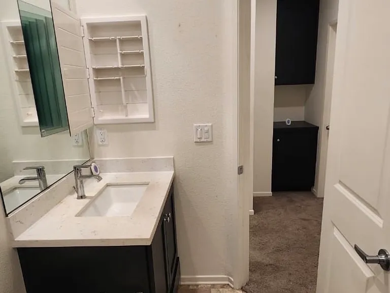 1404 Santa Victoria Rd #4 — Photo 9