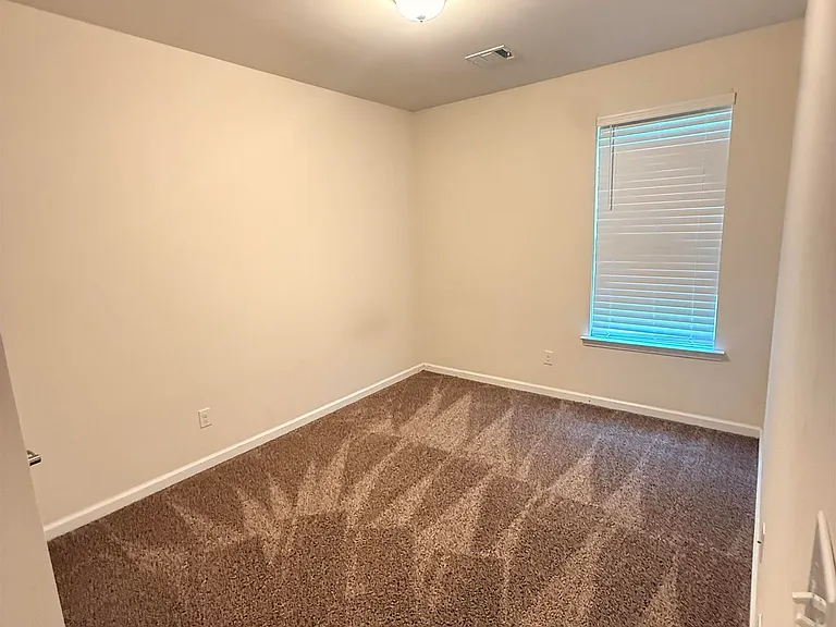 1103 Foxtail Dr — Photo 19
