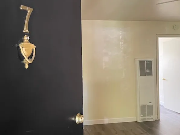 1418 Sutterville Rd, Sacramento, CA