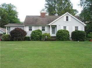 522 Mount Jackson Rd, New Castle, PA 16102