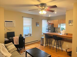 1121 Broadway St #4, Somerville, MA 02144