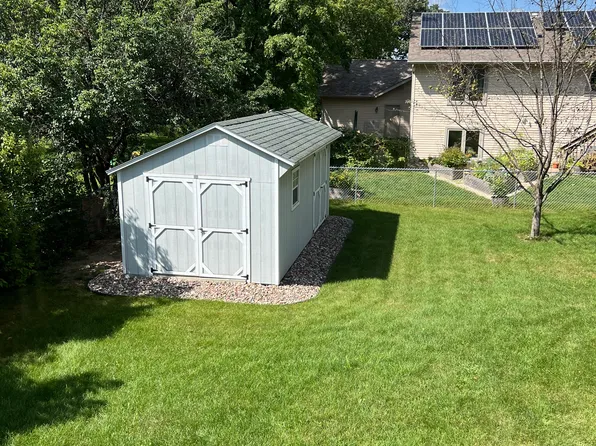 107 22nd St SW, Rochester, MN 55902