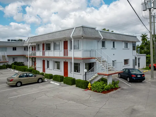 2840 Lake Osborne Drive #111, Lake Worth Beach, FL 33461