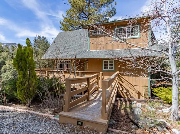 2305 Woodland Dr, Pine Mountain Club, CA 93222
