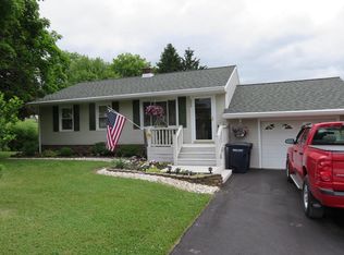 6850 Lakeview Ter, Bath, NY 14810