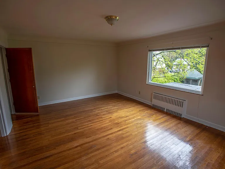 1298 Cryer Ave #2 — Photo 9